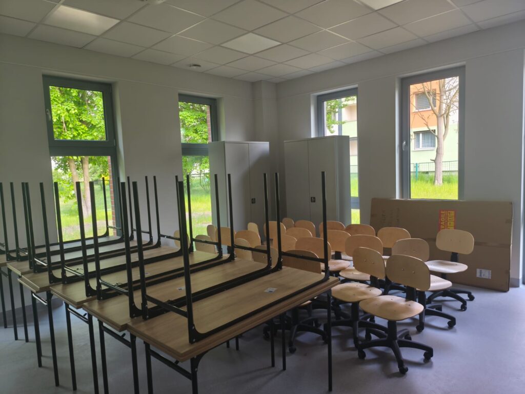 Projekt FE Budowa hali warsztatowo – szkoleniowej na potrzeby ksztalcenia zawodowego w Zespole Szkol nr 2 im J Iwaszkiewicza w Katowicach Wyposazenie 26